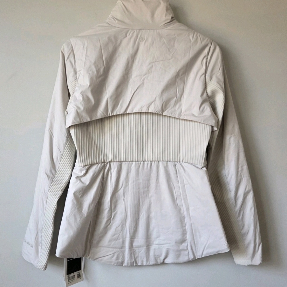 Lululemon Ivory SoftMatte PrimaLoft Insulated Jacket Womens Size 8 - Picture 6 of 12